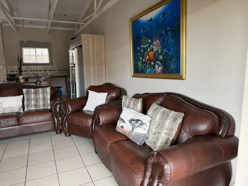 Beautiful Property !! - Photo 5