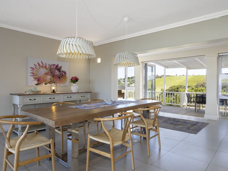 Refined Coastal Luxury Opposite Flame Lily Beach, Port Alfred - Photo 9