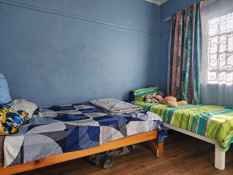 3 Bedroom Home with Rental Income Potential - Excellent Investment Opportunity - Photo 8