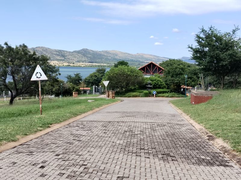 Dream Big in Kosmos, Hartbeespoort! - Photo 5