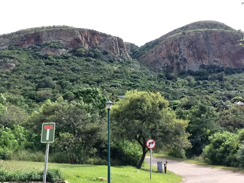 Dream Big in Kosmos, Hartbeespoort! - Photo 9