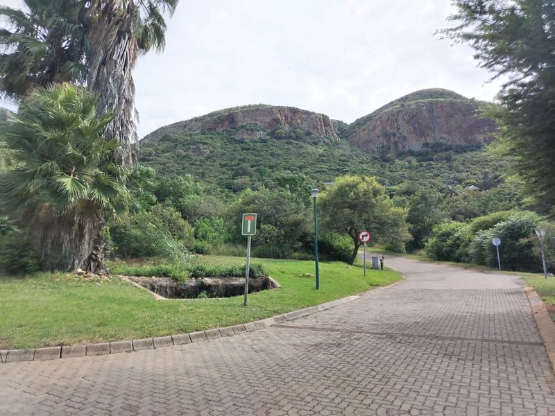 Dream Big in Kosmos, Hartbeespoort! - Photo 6