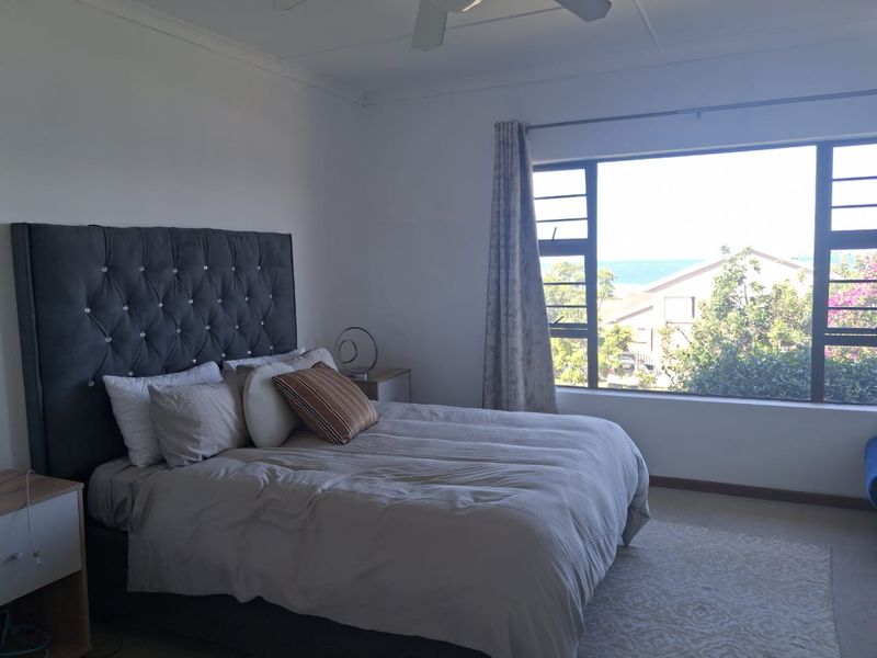 Stunning 3 bedroom coastal home-spectacular sea views in Winterstrand (shared property) R16000pm - Photo 8