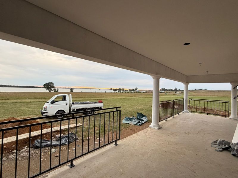 Building in Progress - Photo 7