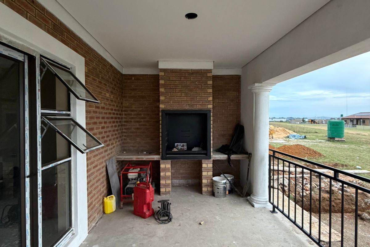 Building in Progress - Photo 4