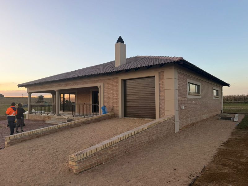 Building in Progress - Photo 4
