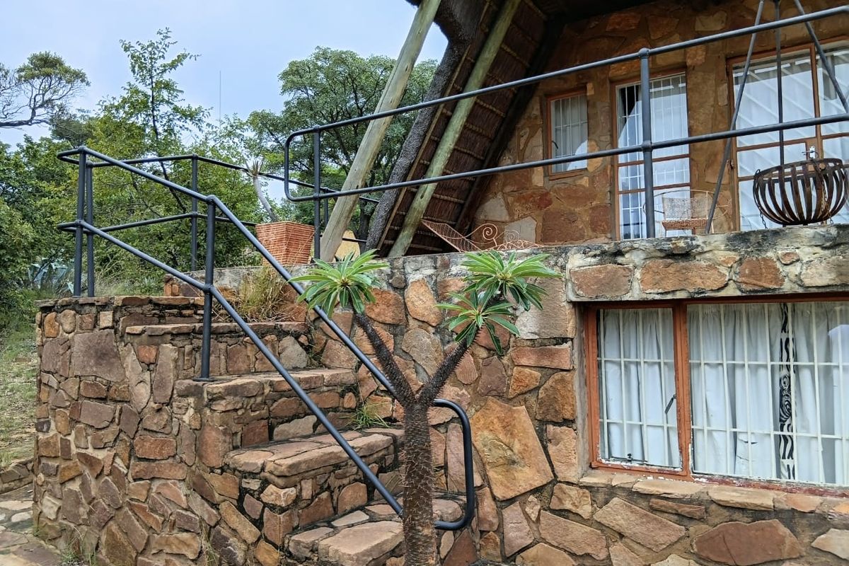 3 Bedroom home for sale in Utopia Nature Reserve, North West! - Photo 3