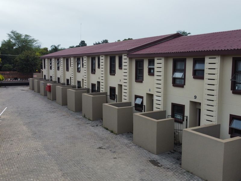 Modern Duplex Living with Private Garden in Gezina!!! - Photo 2