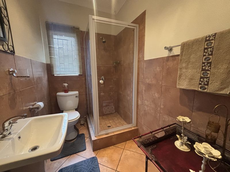 Sought After Complex Living - Photo 10