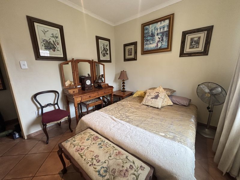 Sought After Complex Living - Photo 9