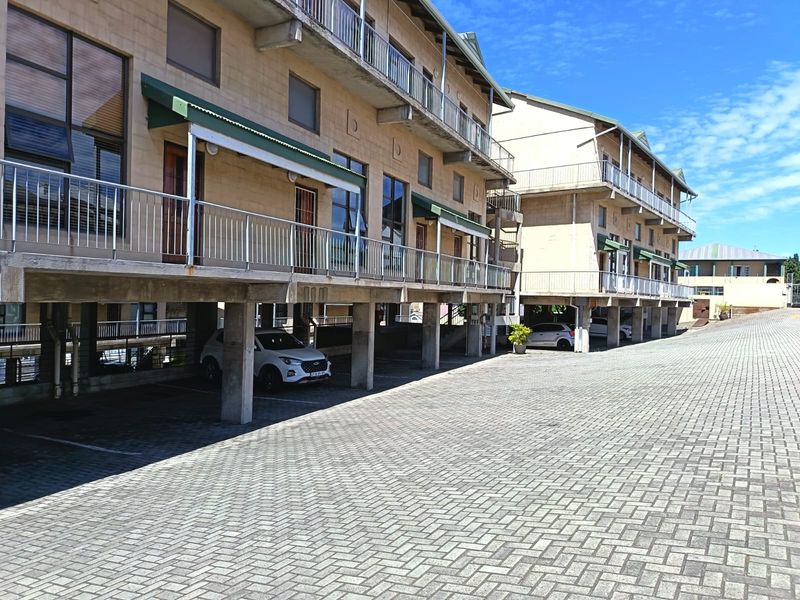 Richmond Hill – Neat & Secure Modern Loft Apartment - Photo 7