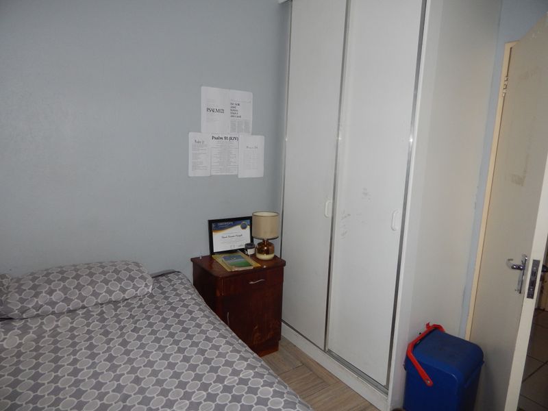 Modern Ground Floor Apartment - Photo 8