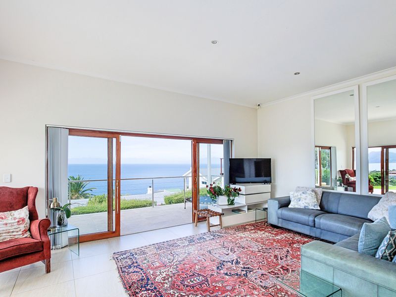 Escape From It All. - Photo 3