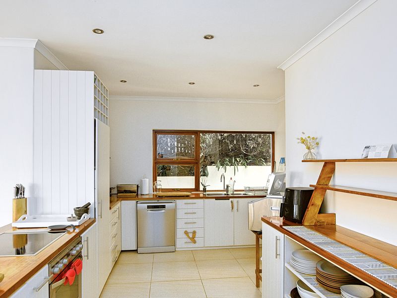 Escape From It All. - Photo 9