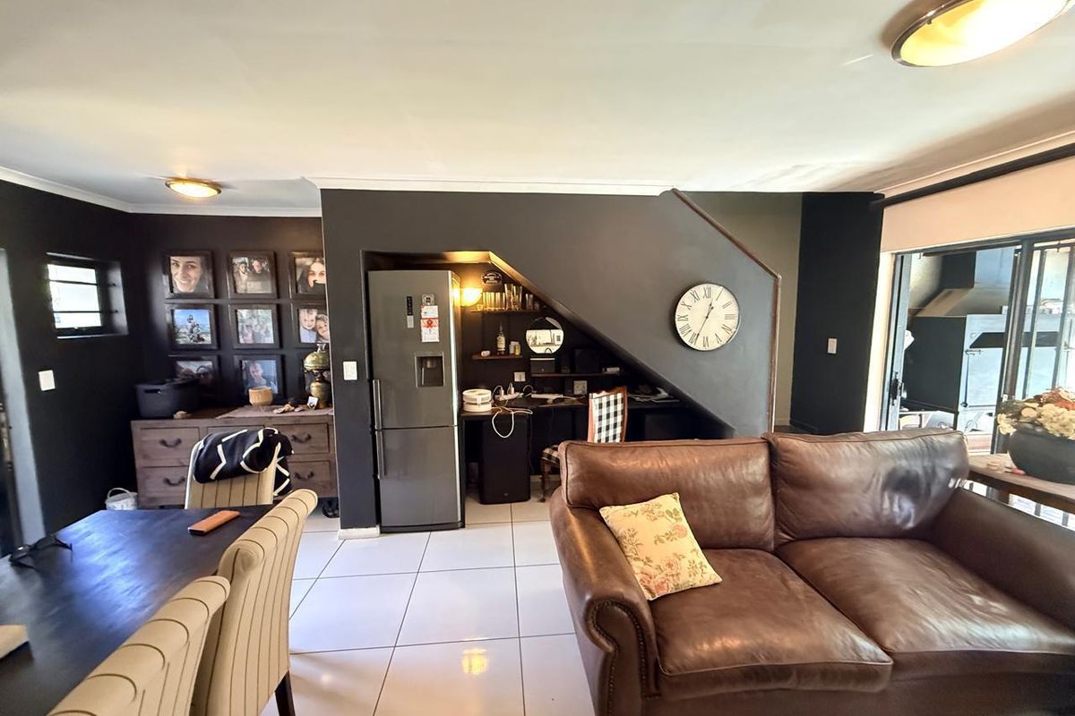 Where Comfort Meets Convenience – Prime Worcester Property. - Photo 5