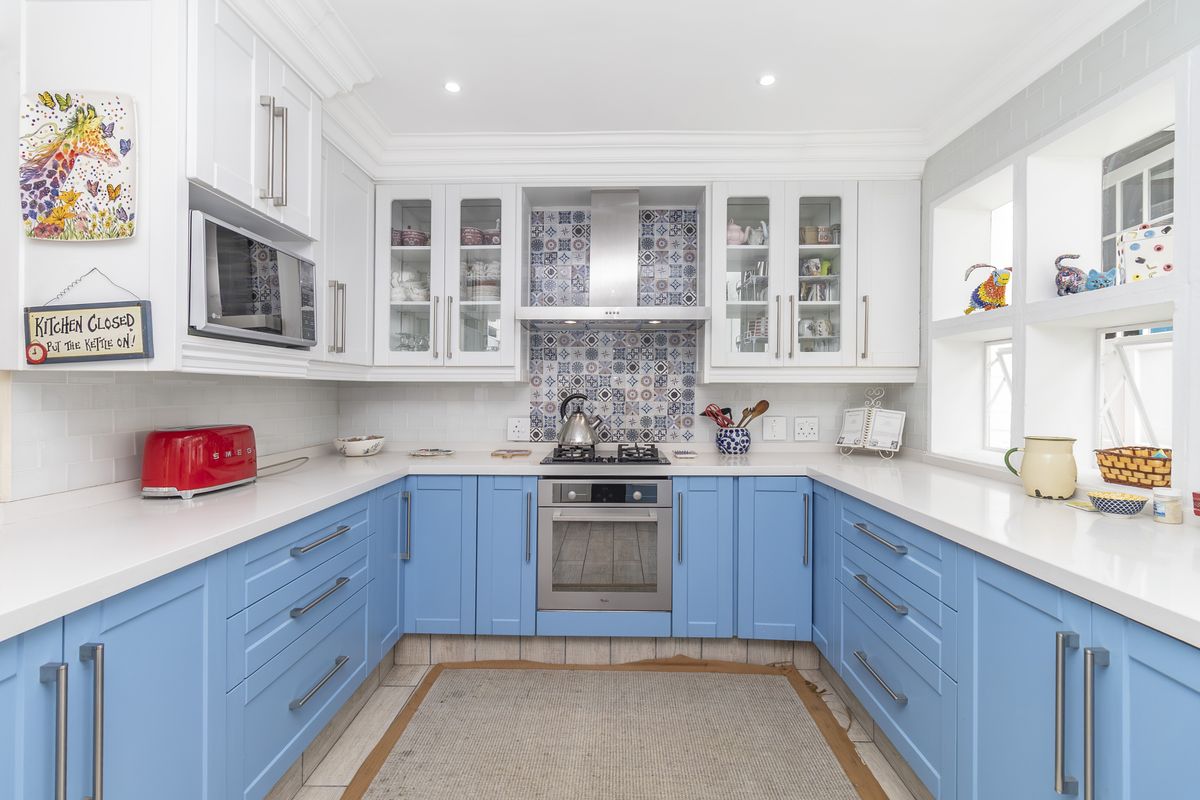 Cluster Home in Secure Estate - Please call the Agent to book your time slot - Photo 5