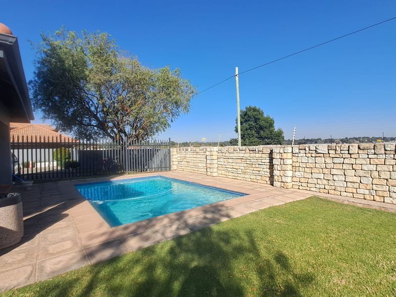 Charming Ground Floor Unit in Brookfield Complex – Vlei Road, Rynfield - Photo 8