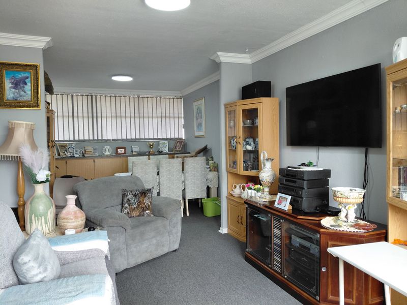 Stunning 2-bedroom apartment in a prime location - Photo 7