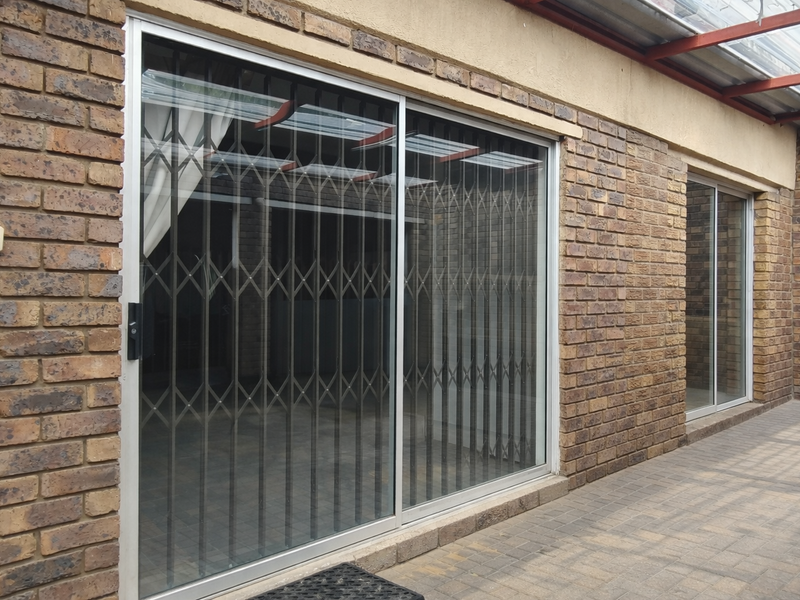 Perfect Location - Photo 4