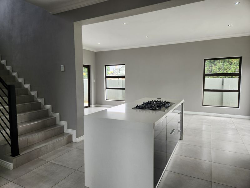 Brand New, Ready For Occupation! Solar and Water Backup! - Photo 4