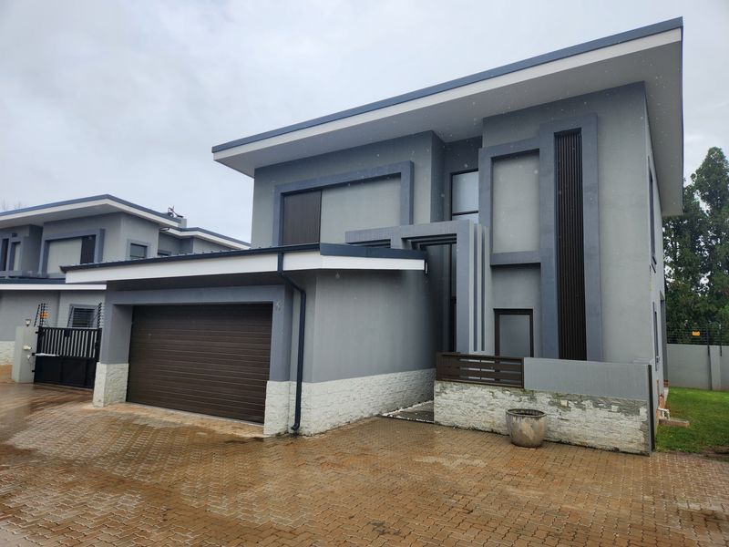 Brand New, Ready For Occupation! Solar and Water Backup! - Photo 2