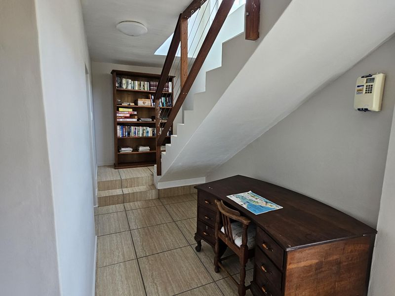Exceptional Family Holiday Home with Breathtaking Sea Views - Jongensfontein - Photo 6