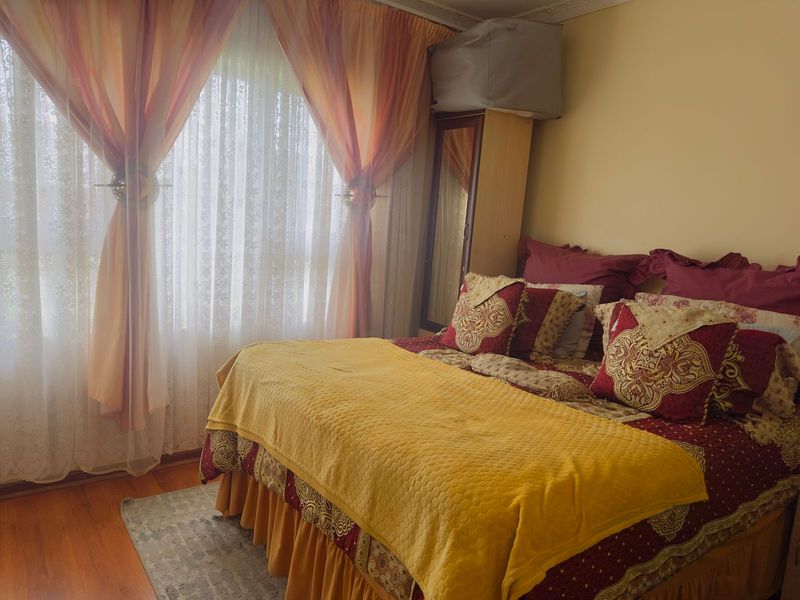 Secure Family Home with Views & Energy-Saving Features - Photo 10