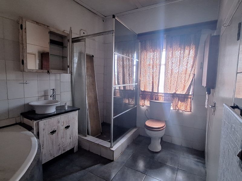 House with flat for sale - Photo 9