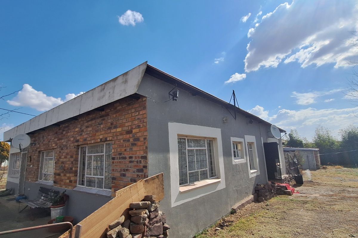 House with flat for sale - Photo 2