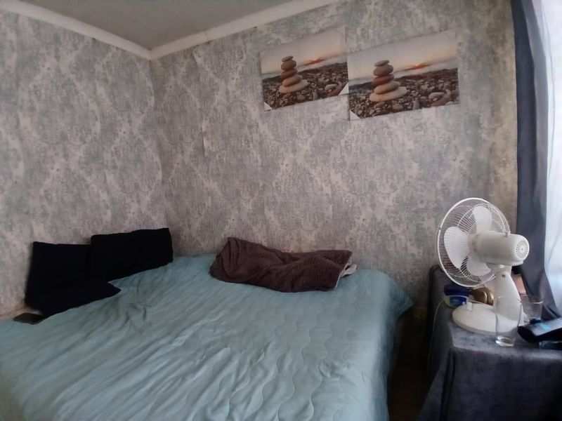 Three Bedroom House for Sale in Seraleng - Photo 9