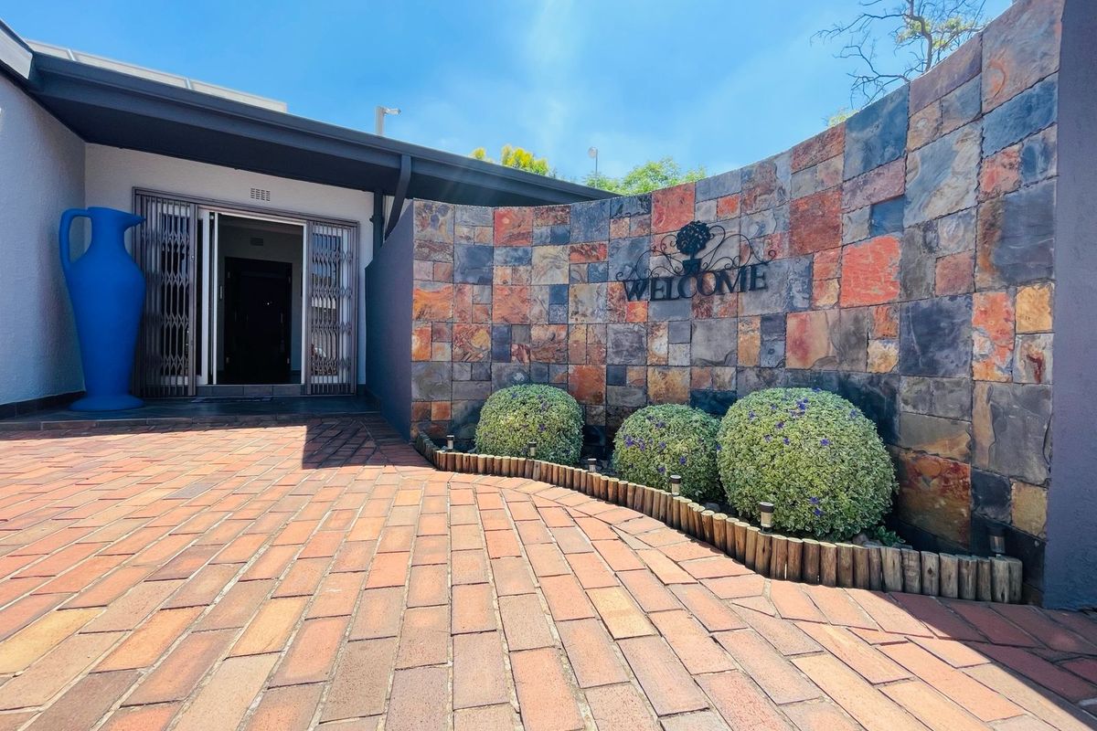 Secure Family Home with Prime business location - Photo 2