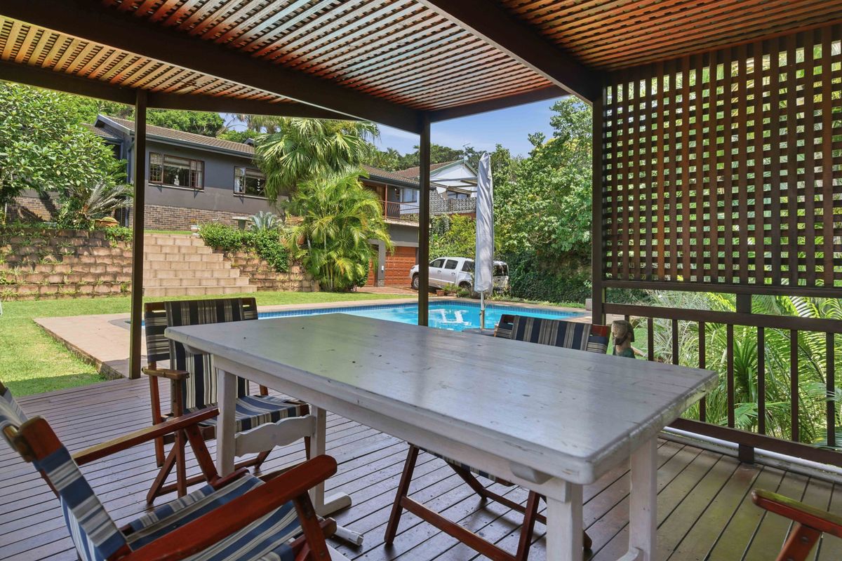 3 Bedroom Home with 2 Bedroom Flatlet for Sale in St Winifred... - Photo 4