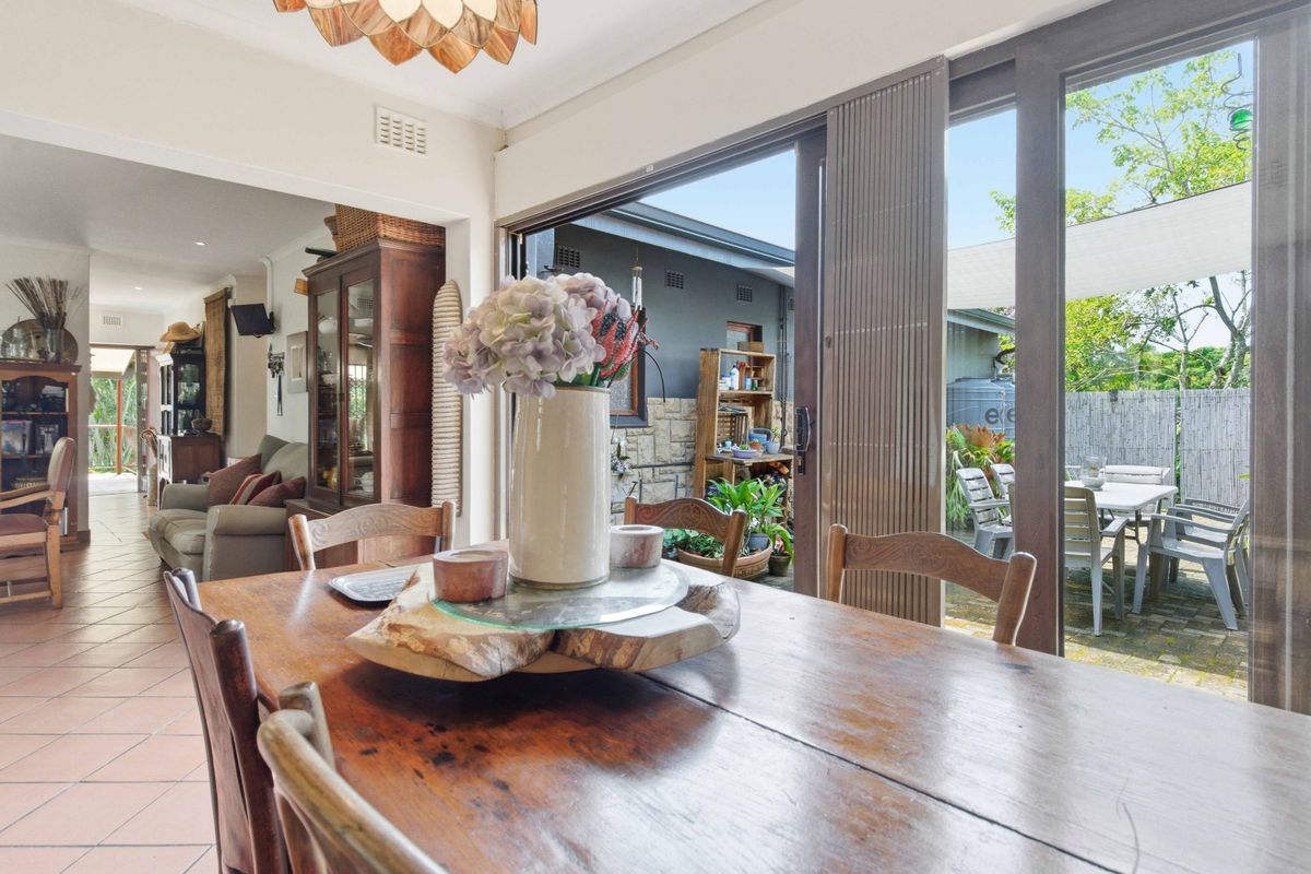 3 Bedroom Home with 2 Bedroom Flatlet for Sale in St Winifred... - Photo 3