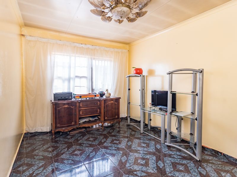 PROTEA NORTH HOUSE FOR SALE - Photo 5