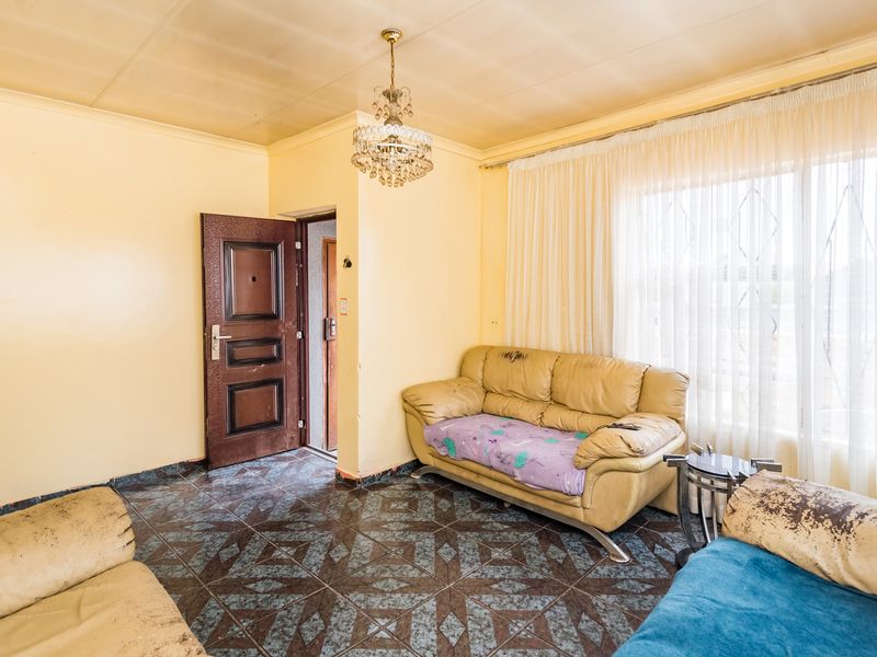 PROTEA NORTH HOUSE FOR SALE - Photo 4