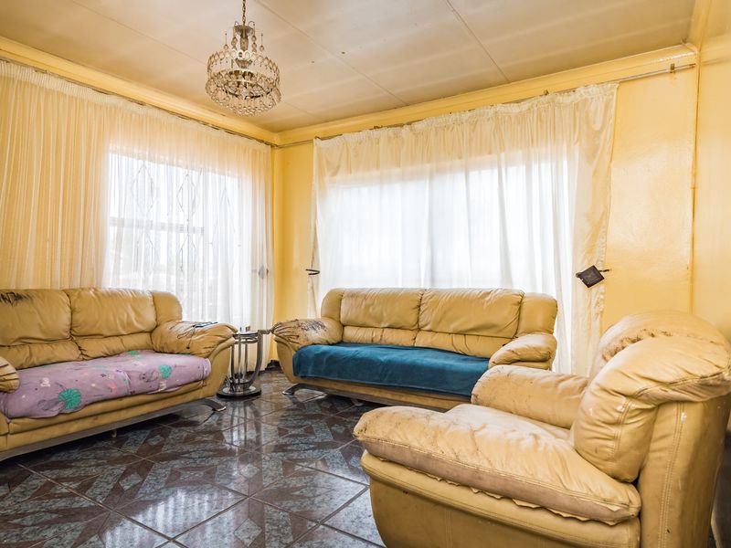 PROTEA NORTH HOUSE FOR SALE - Photo 3