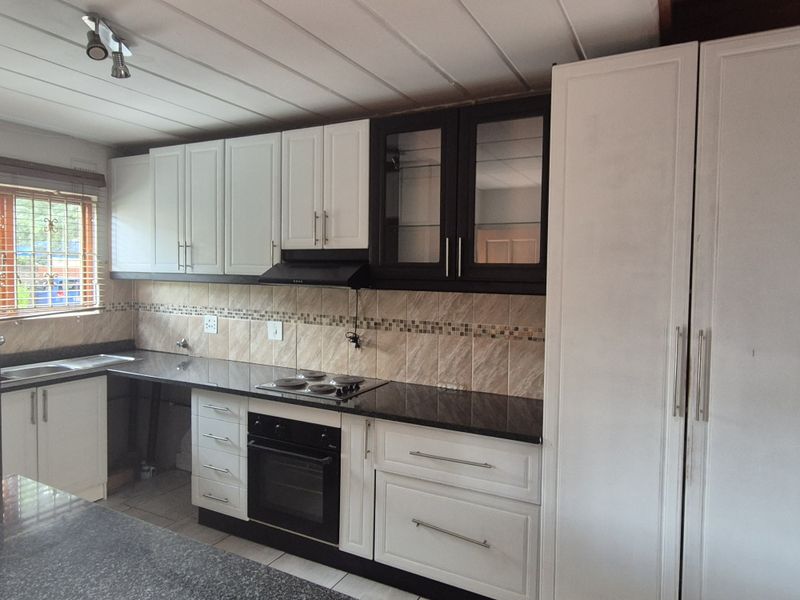 Elevated Living – 3 Bedroom Home with Entertainment Loft - Photo 2