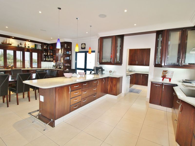 Experience paradise at Harbour Town Vaal Marina - Photo 9