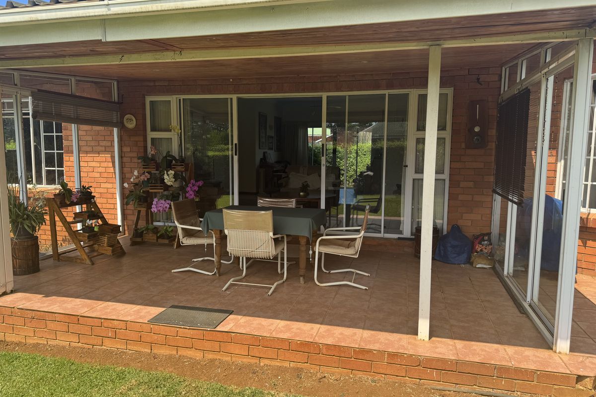 Elegant Home in Sandringham Estate, HOWICK - Photo 3