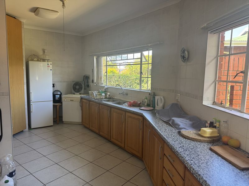 Elegant Home in Sandringham Estate, HOWICK - Photo 9