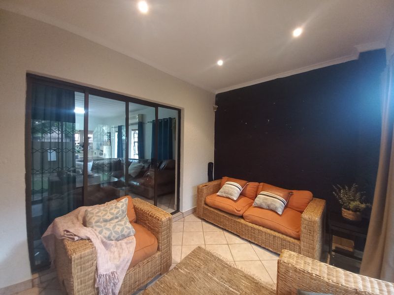 Solid Home with Space for the Whole Family - Photo 8