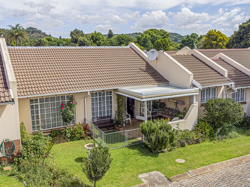 Well-Secured 2 Bedroom Townhouse in Protea Retirement Village – Die Wilgers - Photo 1