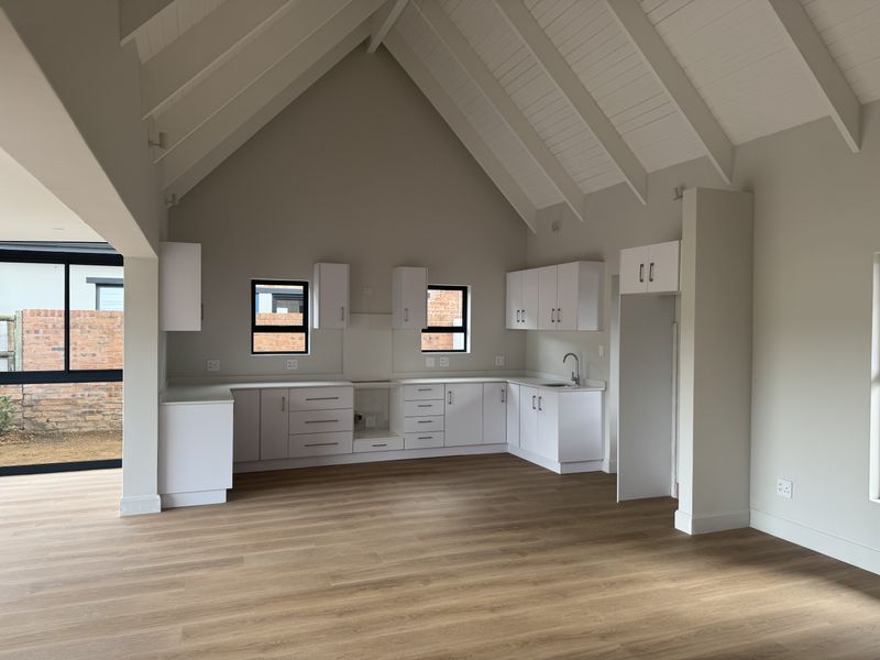 Modern, 2 bed Lock up and Go in St Johns Village, HOWICK - Photo 4