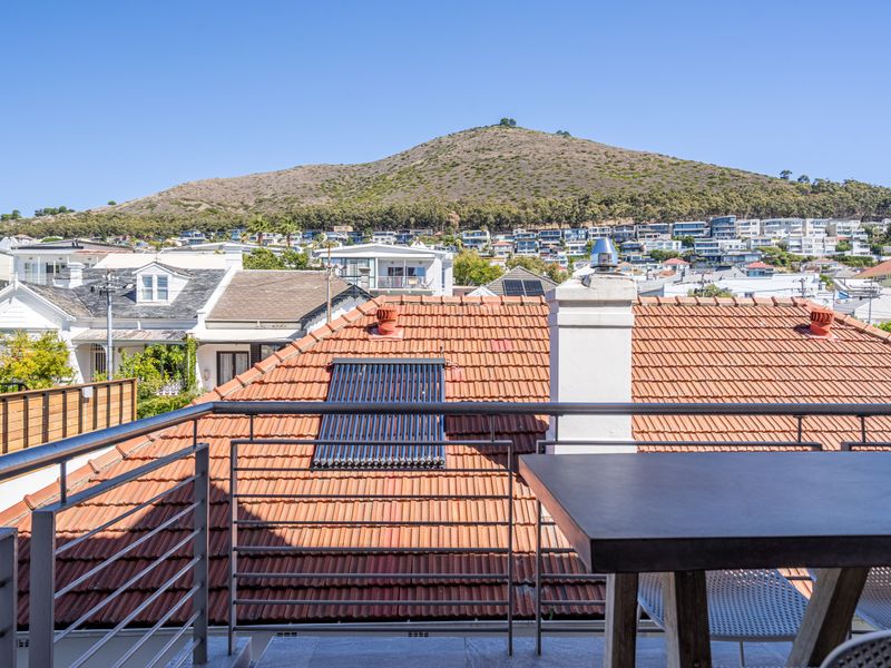 Modern Large One Bedroom in the Heart of Green Point - Photo 3