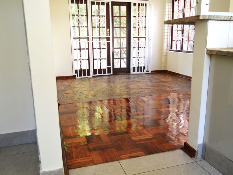 Amazing House Available - Photo 10