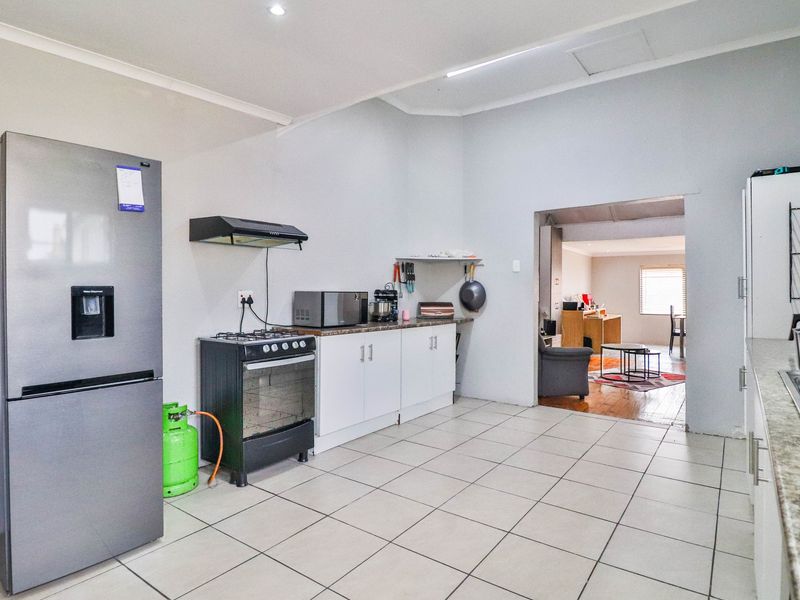 Corner Plot Charm with Endless Potential & Prime Location” - Photo 7