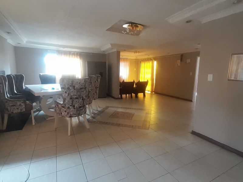 Modern 3 bedroom house in visagie park walking distance to school - Photo 8