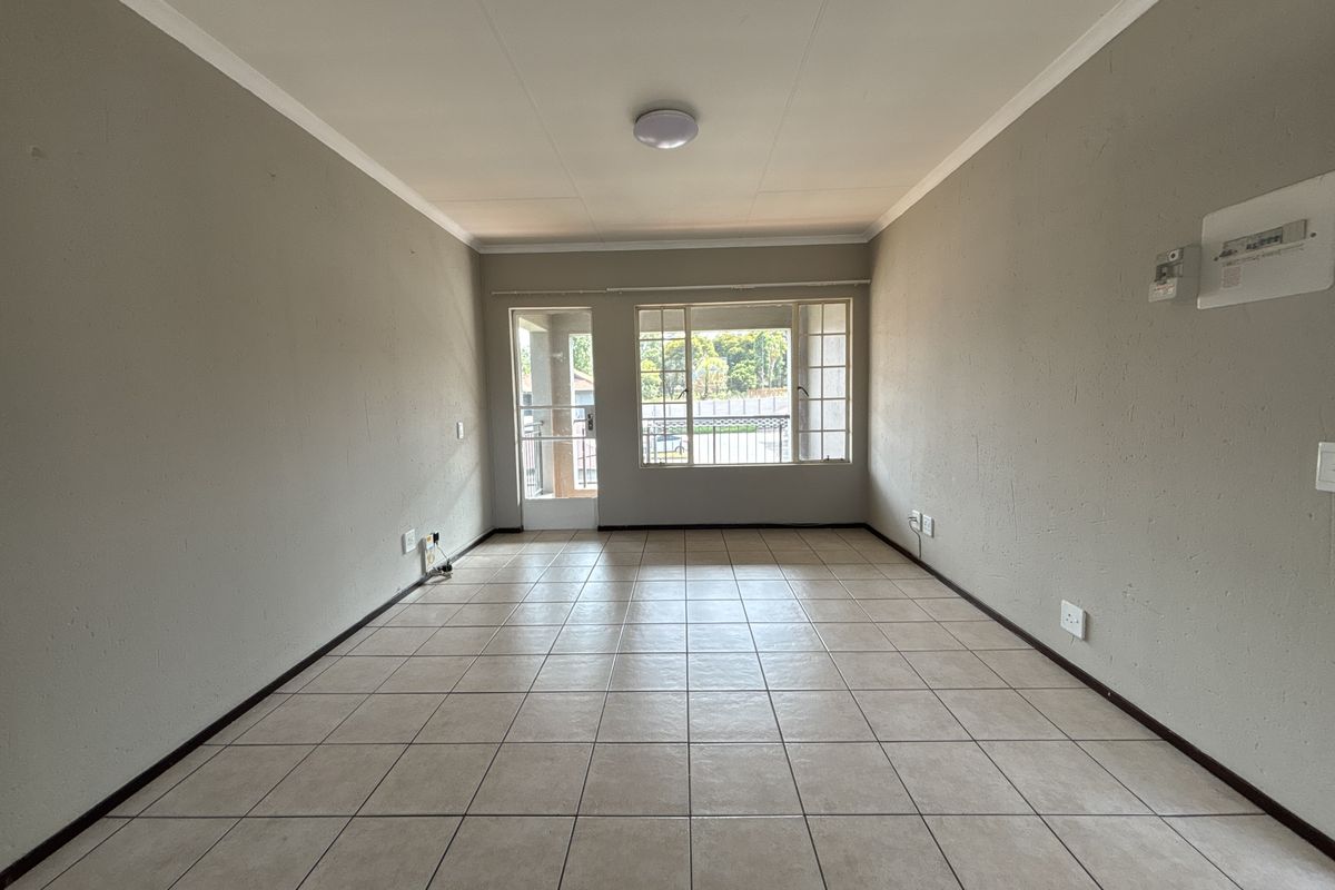 Modern First Floor Unit in Brookfield Complex – Vlei Road, Rynfield - Photo 5