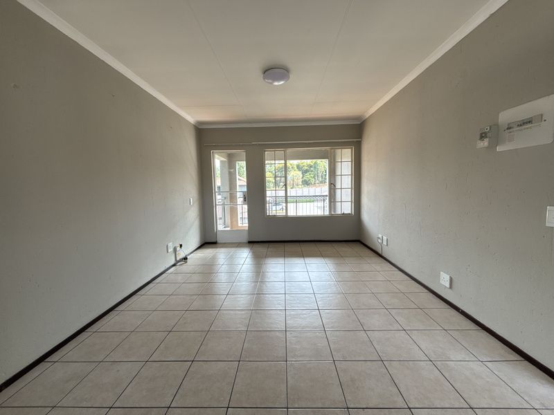 Modern First Floor Unit in Brookfield Complex – Vlei Road, Rynfield - Photo 5
