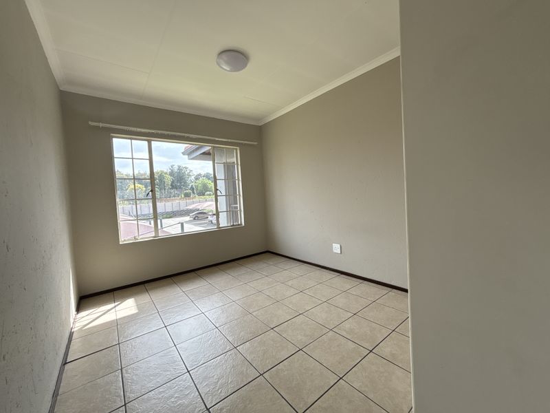 Modern First Floor Unit in Brookfield Complex – Vlei Road, Rynfield - Photo 9